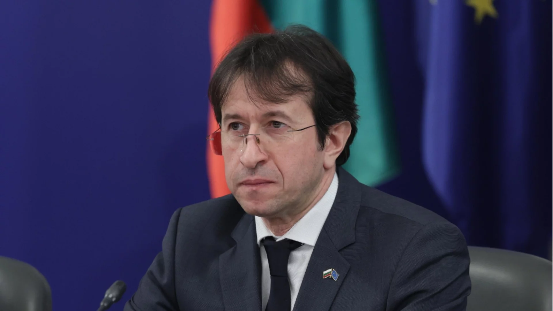 "Мислим за най-лошия сценарий": Транспортният министър каза какви мерки предвижда кабинета