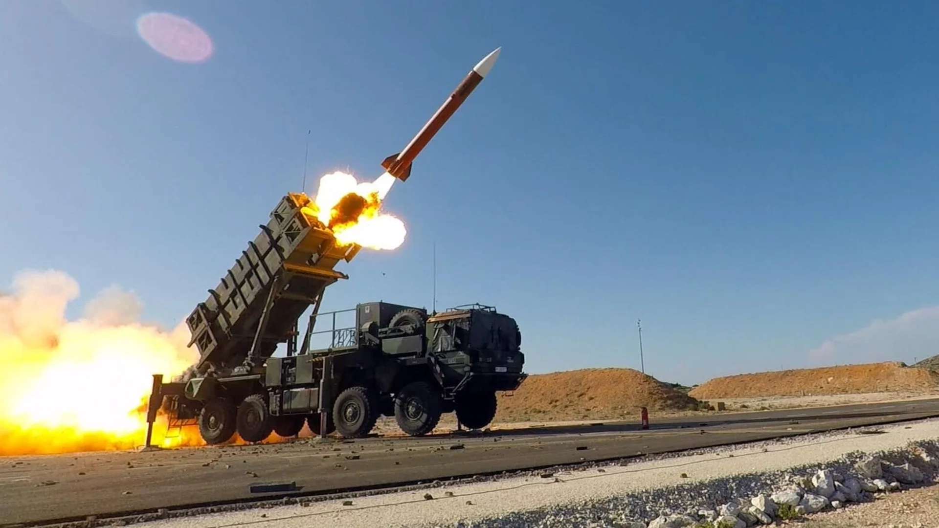 300 км обсег: Гърция купи израелски ракетни системи, за да се пази