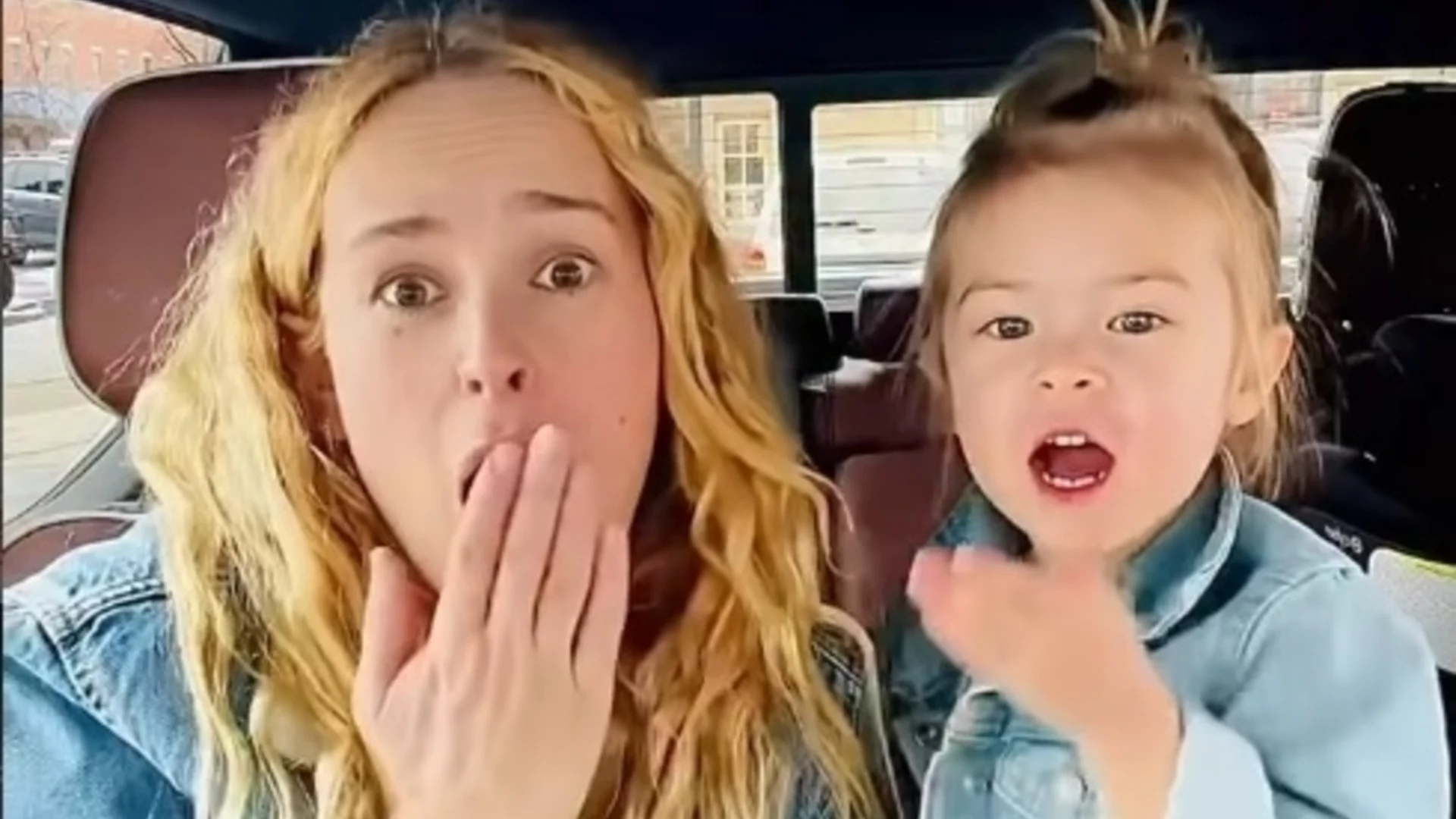 Детето ти е на 3 години и още го кърмиш? Дъщерята на Брус Уилис отвърна на хейтърите (ВИДЕО)