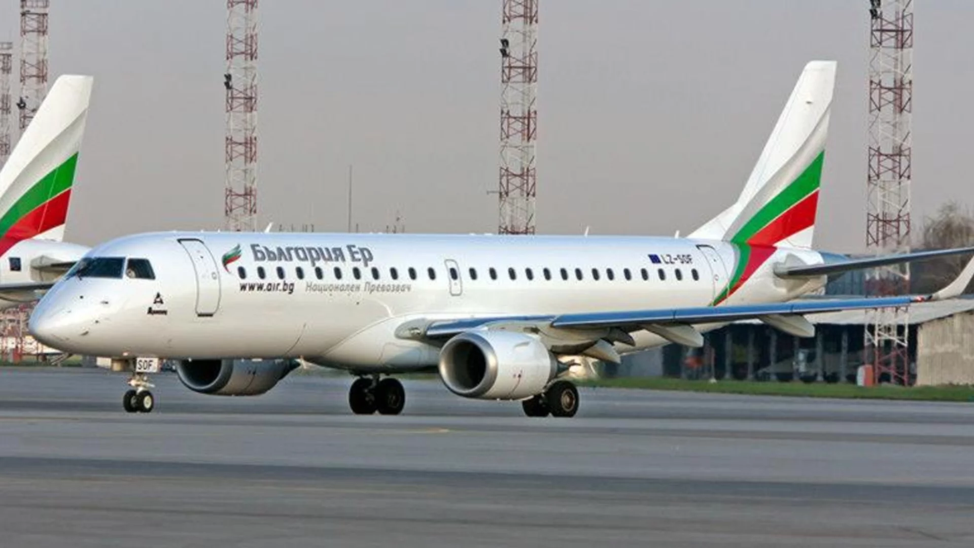 По-скъпи самолетните билети и отменени полети? За кризата с петрола и горивата от кухнята