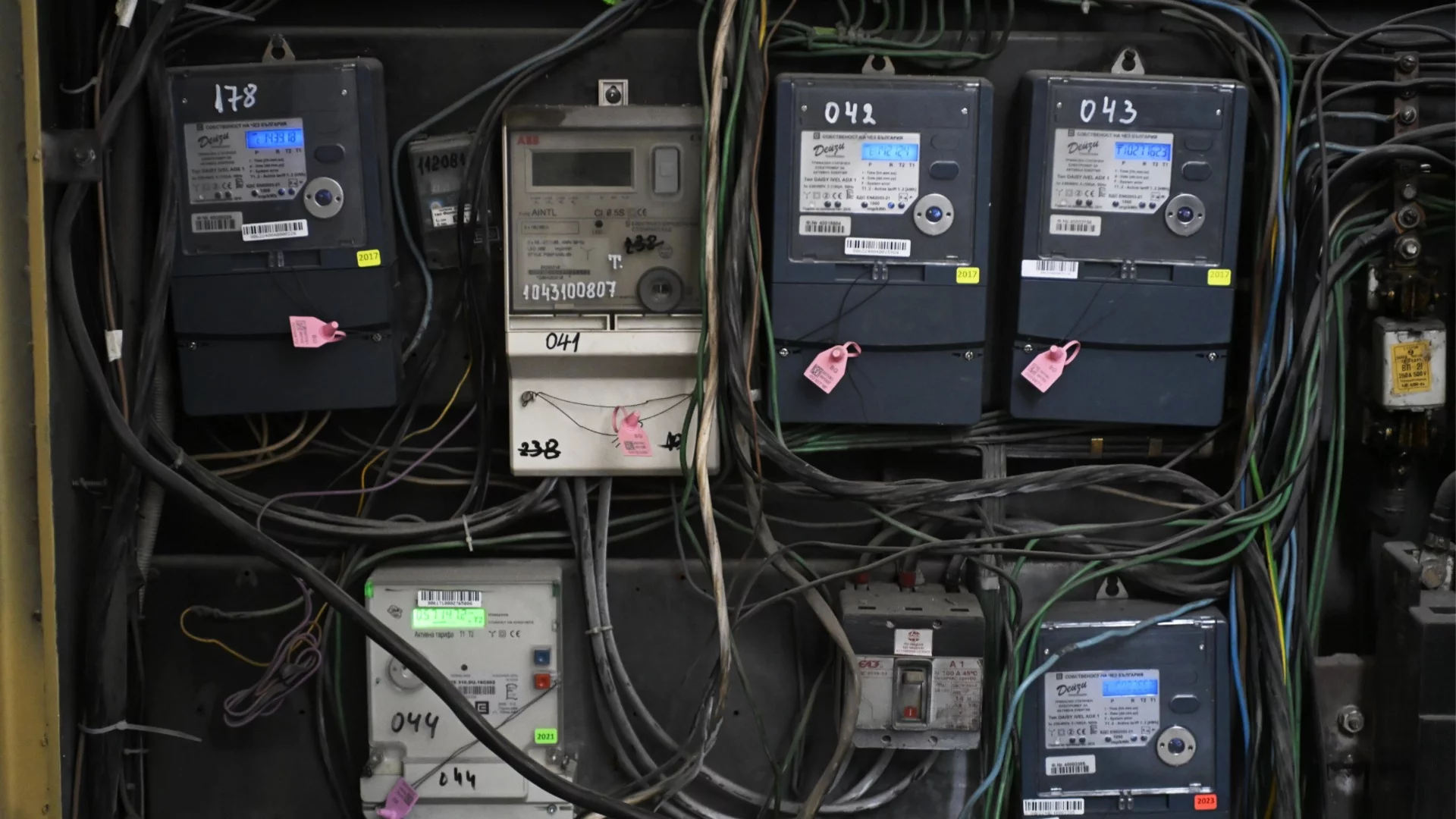 Над 80% с по-високи сметки за ток: Данни на КТ „Подкрепа“