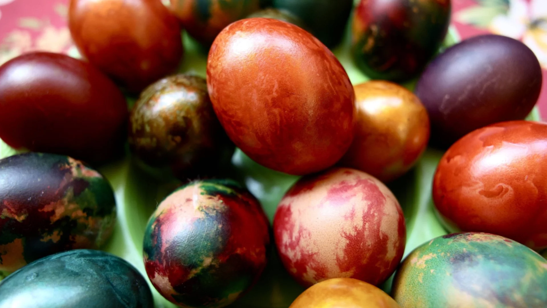 Колко яйца да боядисате за Великден: ​​Църковни правила, народни вярвания и обичаи