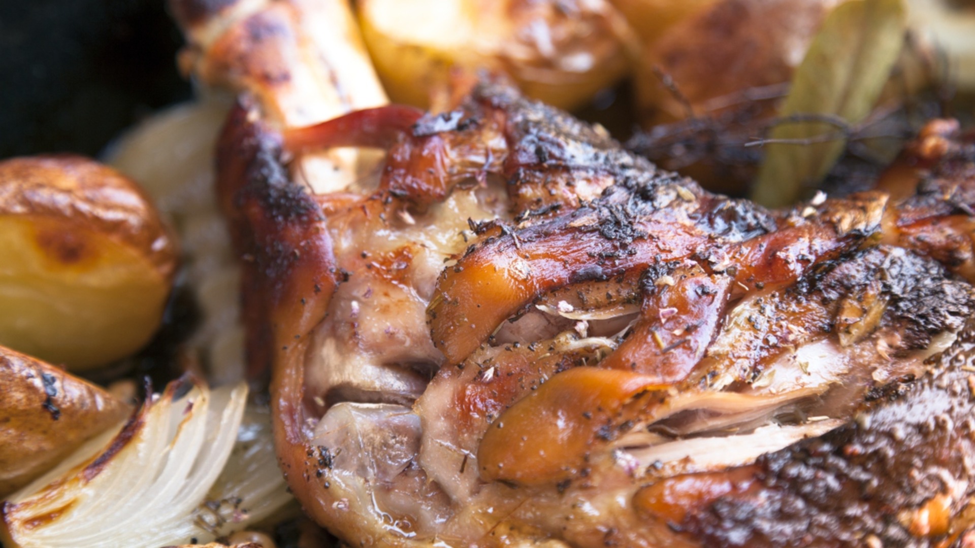 Защо агнешкото има нужда от почивка след печене