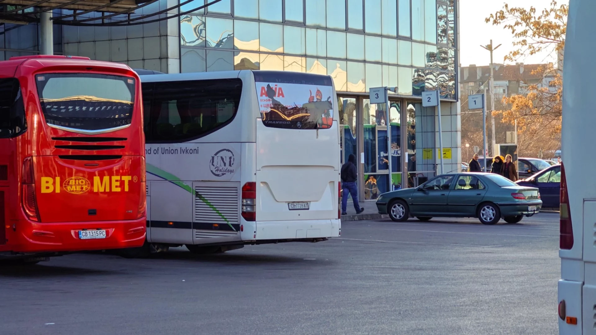 След скока на горивата: Кабинетът отпуска 18 млн. евро на превозвачите