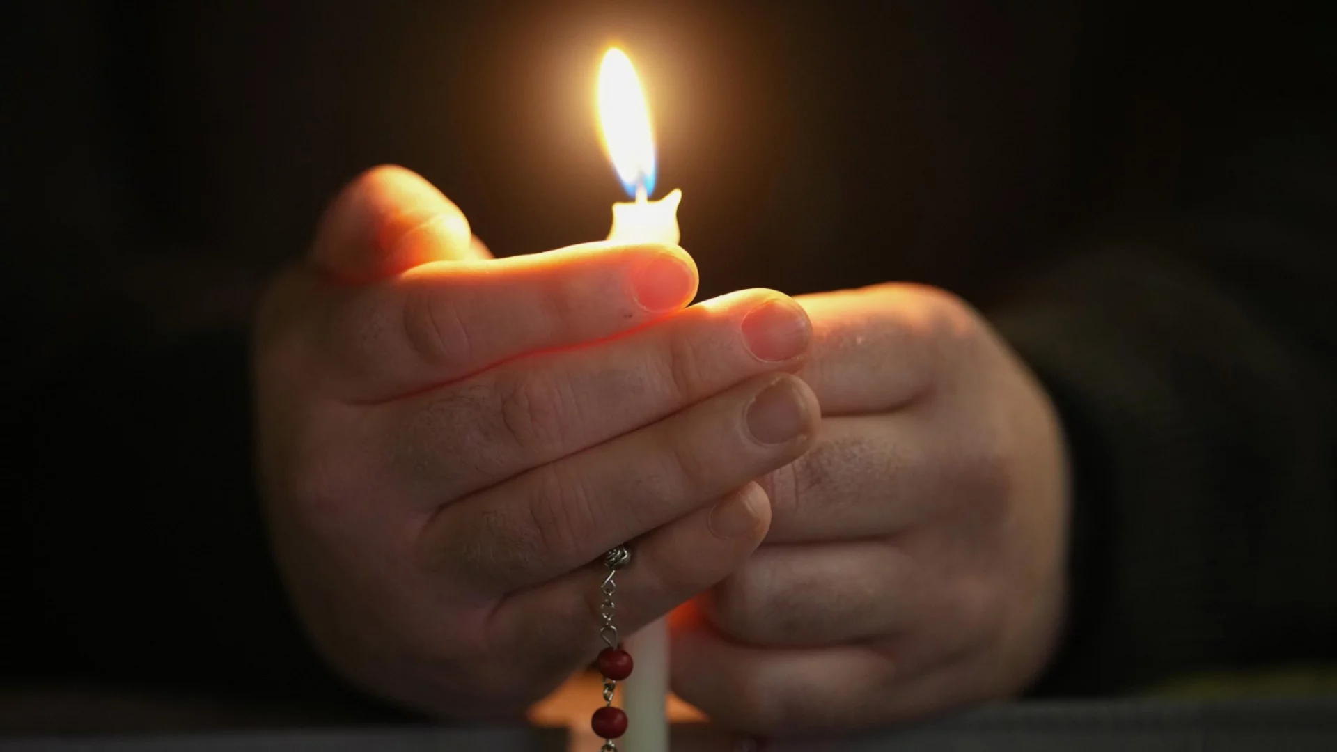 На Великден празнуваме вярата, че след мрака идва светлина