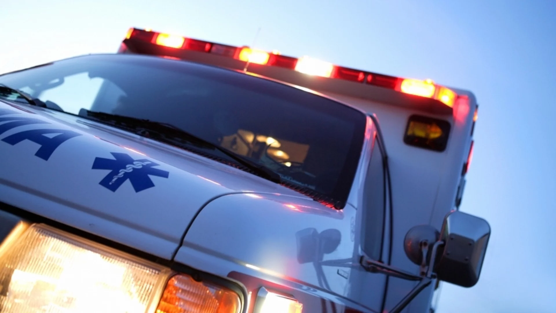 Регионалният министър ни отказа среща: Частните линейки на протест