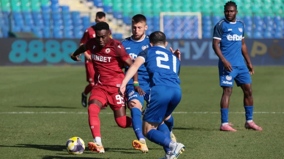 Първа лига НА ЖИВО: Монтана - ЦСКА, "червените" излизат за победа!