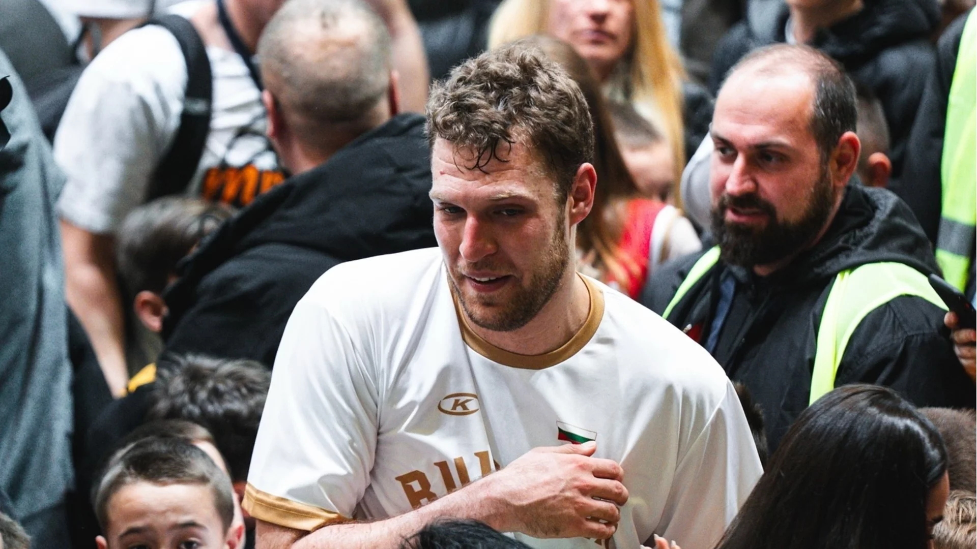 Александър Везенков обяви кога ще се завърне в националния отбор