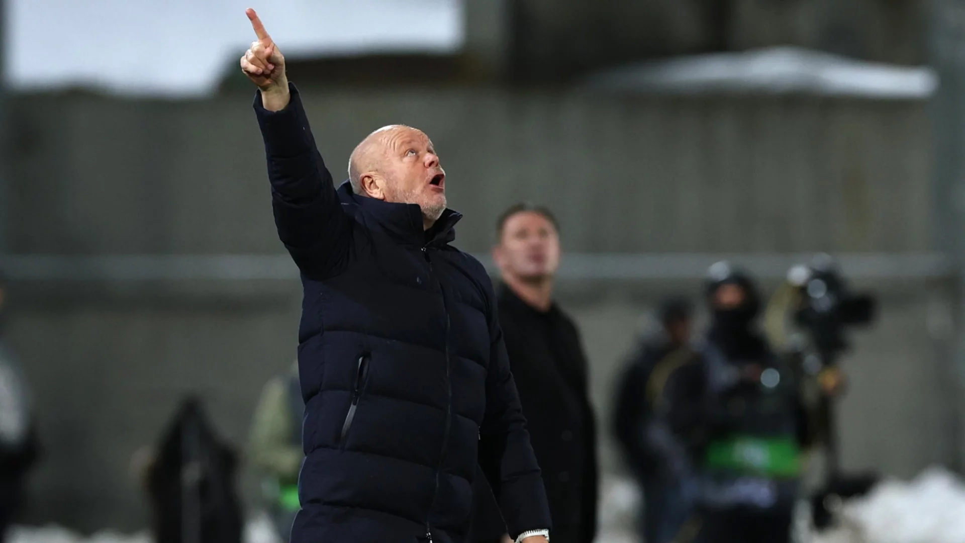 Треньорът на Лудогорец не губи надежда: Има още 21 точки, за които да се играе