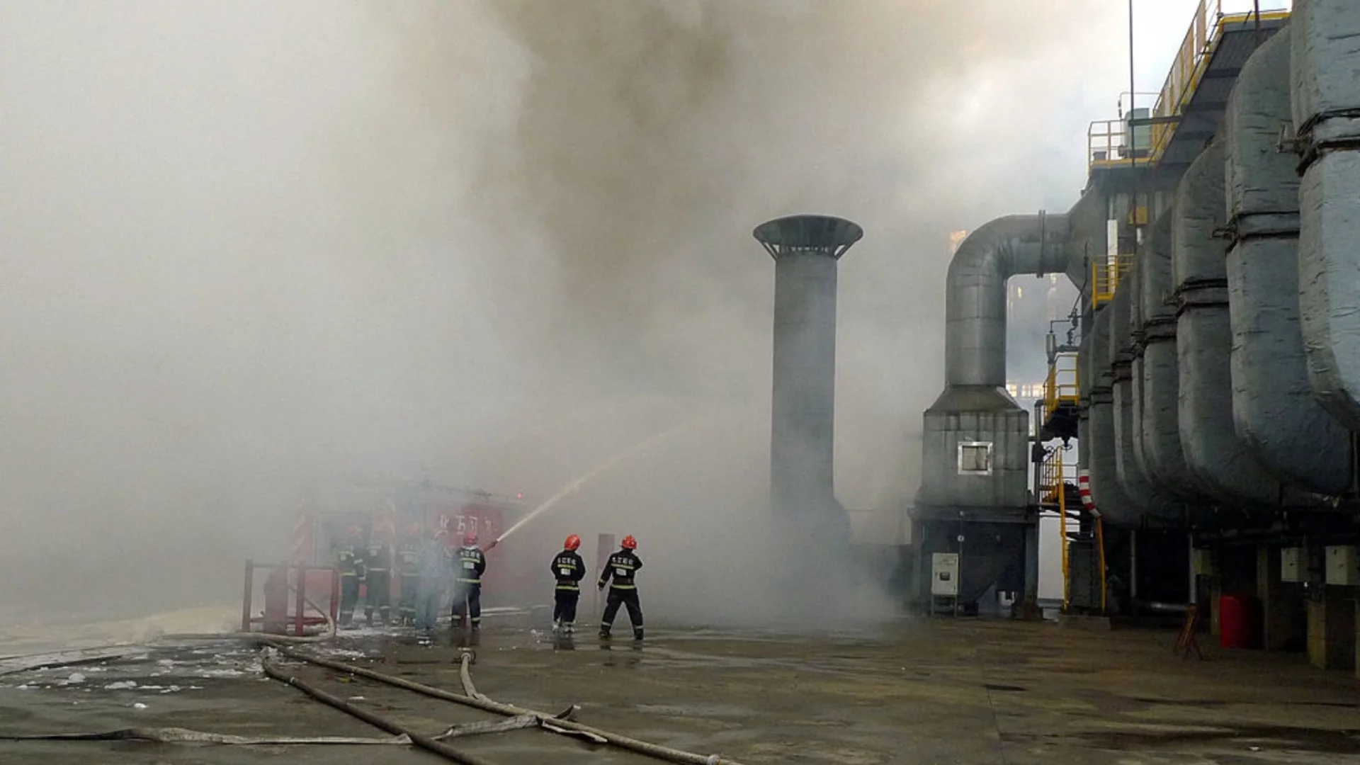 Украйна порази подстанция, която е ключова за 5 руски петролопровода (ВИДЕО)