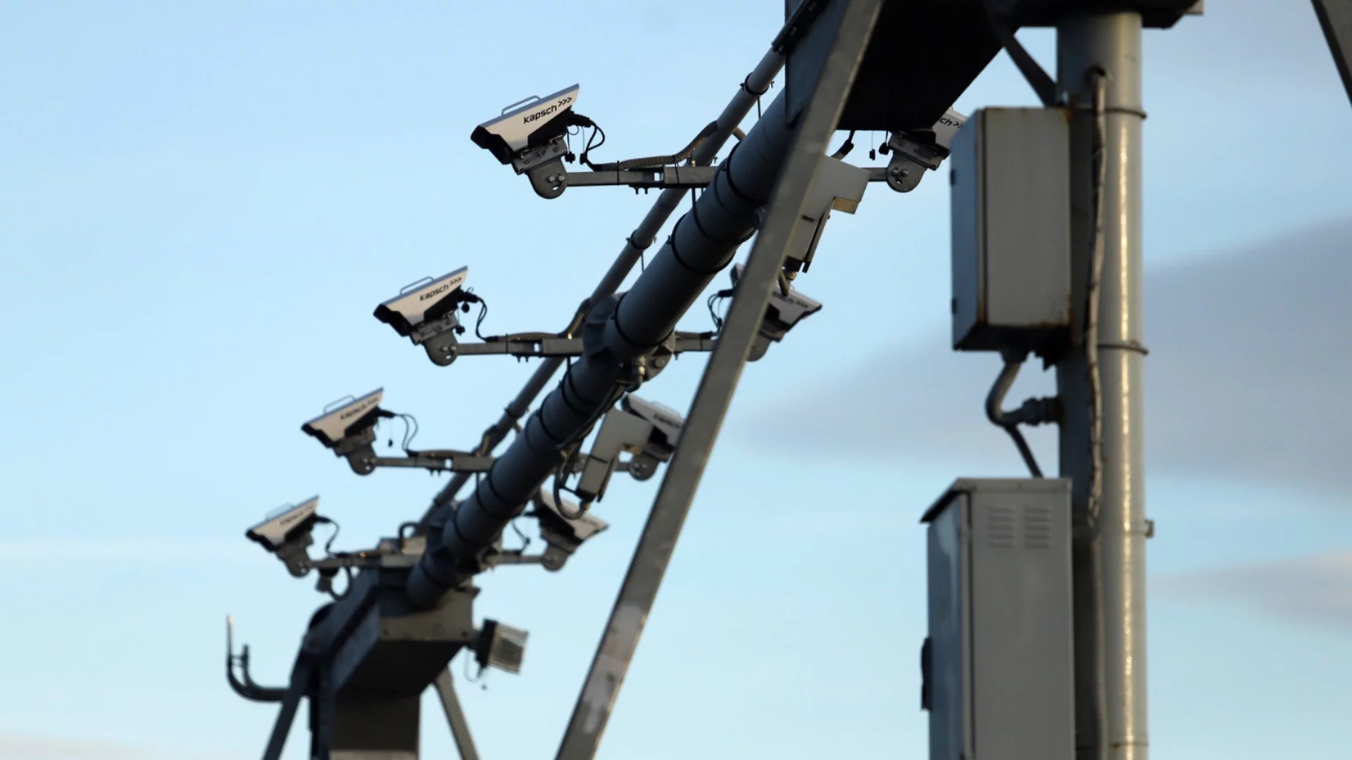 "Една отсечка дава резултат, останалите – не": Експерти поставиха средната скорост под въпрос