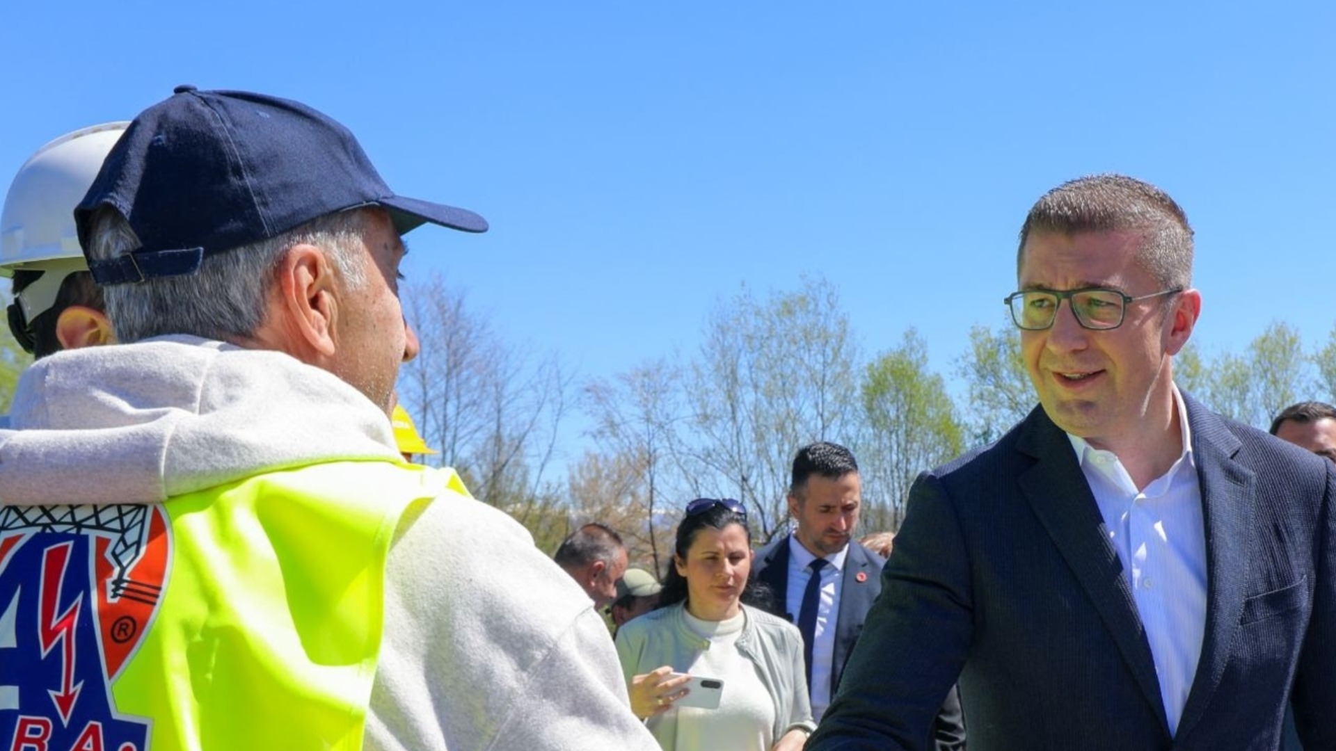 Споразумение между Белград, Скопие и Будапеща срещу коридор 8: Мицкоски ни лук ял, ни лук мирисал