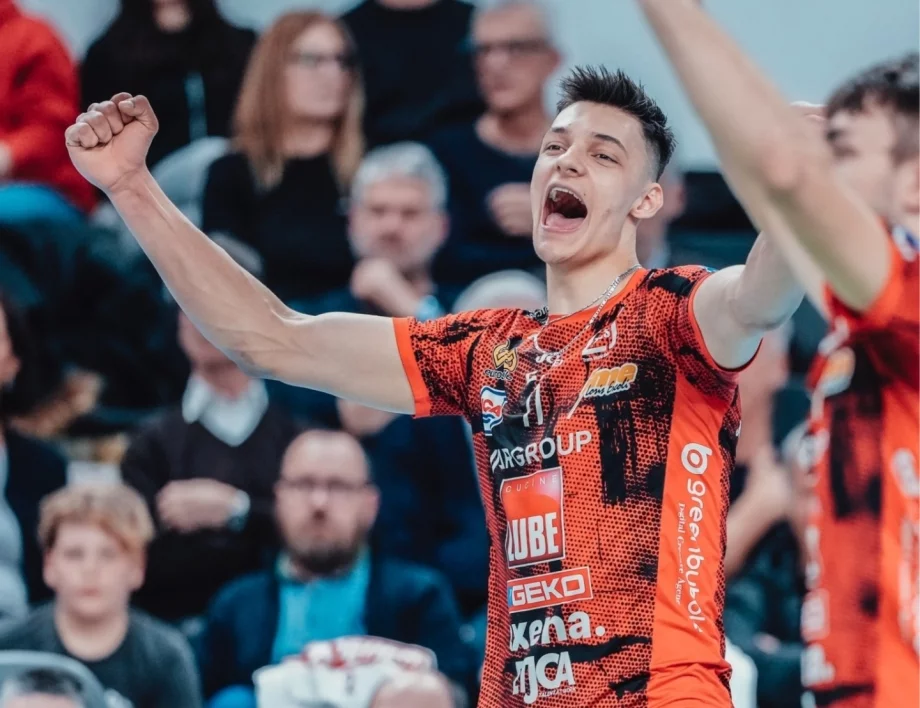 Доминацията на Александър Николов: Как българинът промени хода на полуфиналната серия в Италия