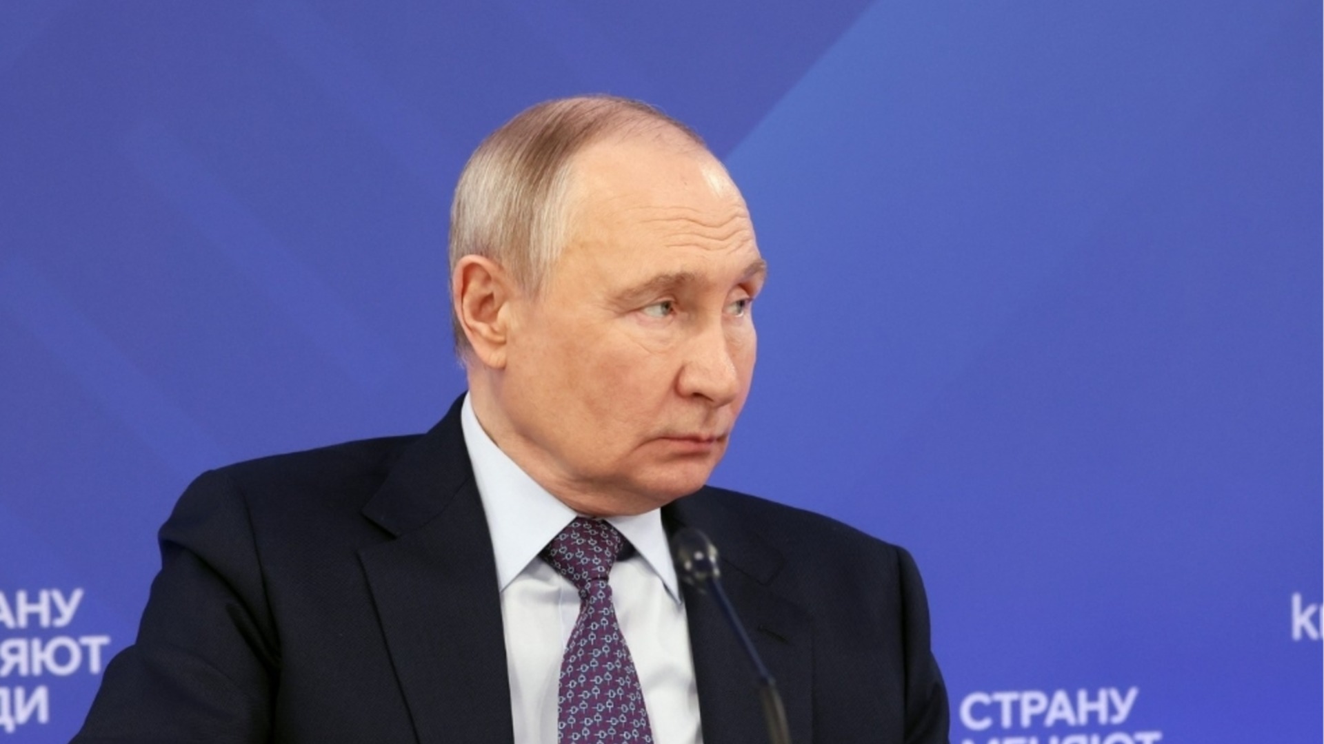 Ще замлъкнат ли оръжията? Путин обяви примирие за Великден