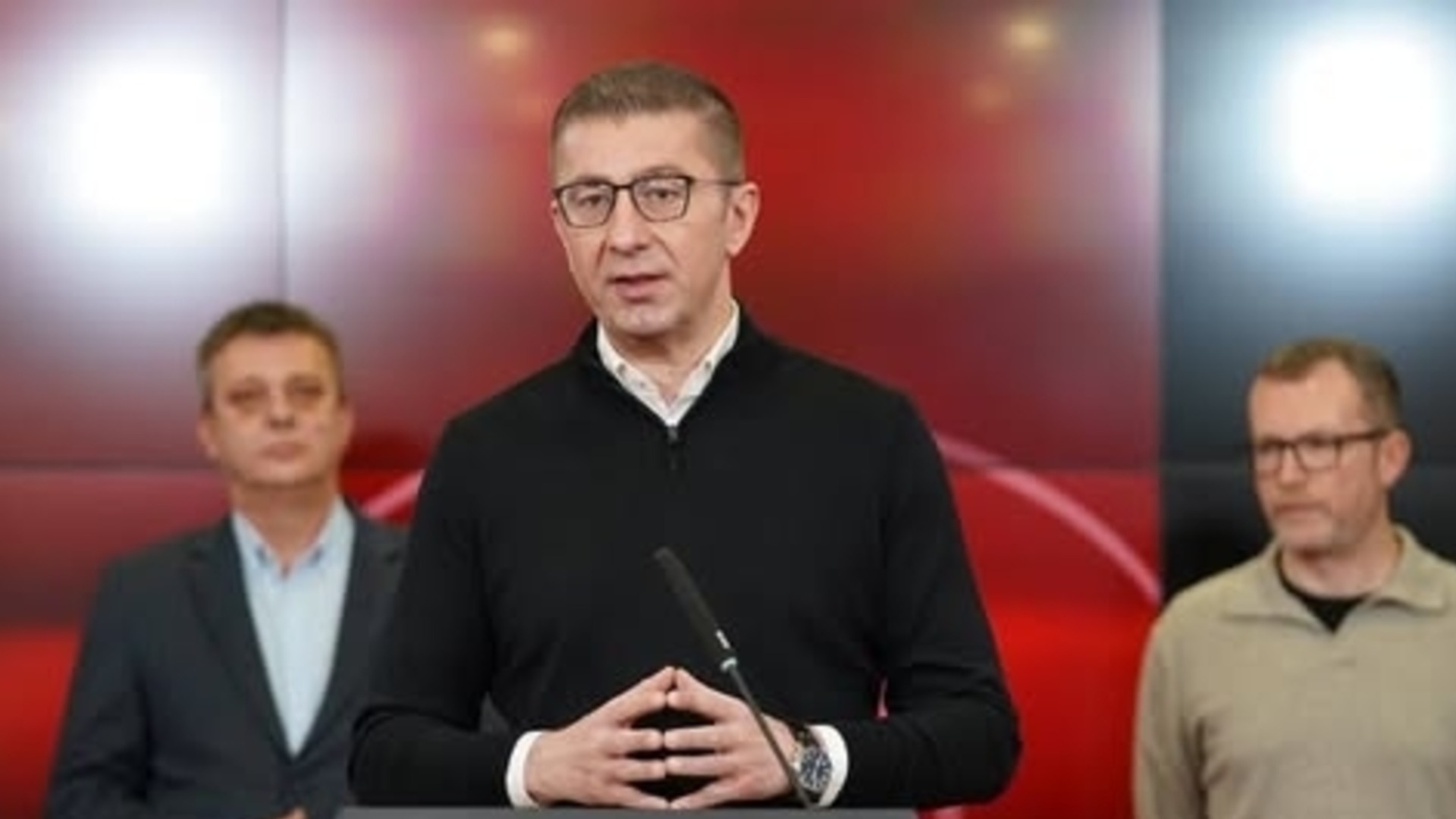 Криза на идентичността: Защо в Скопие имат психологическа мания по албанците?