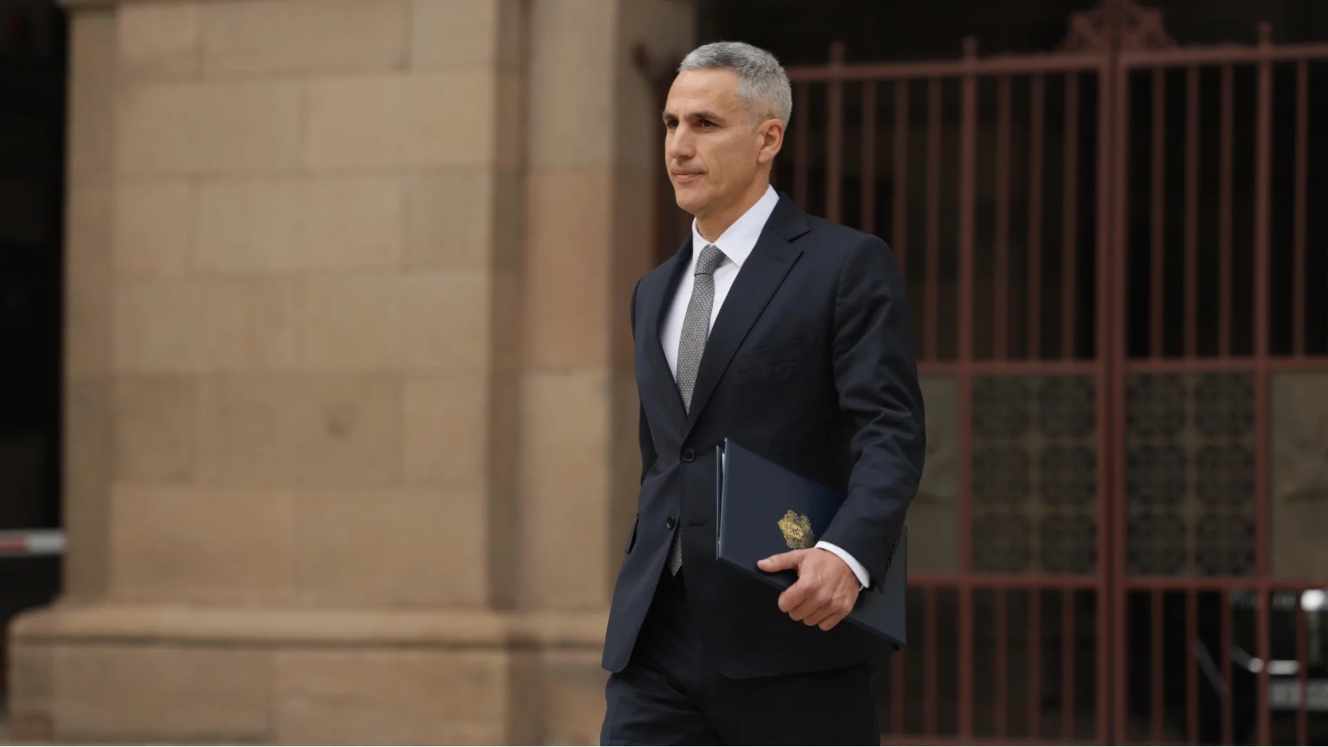 ВАС блокира опита на БНБ да прекрати делото "Гюров" и остави казуса в Съда на ЕС