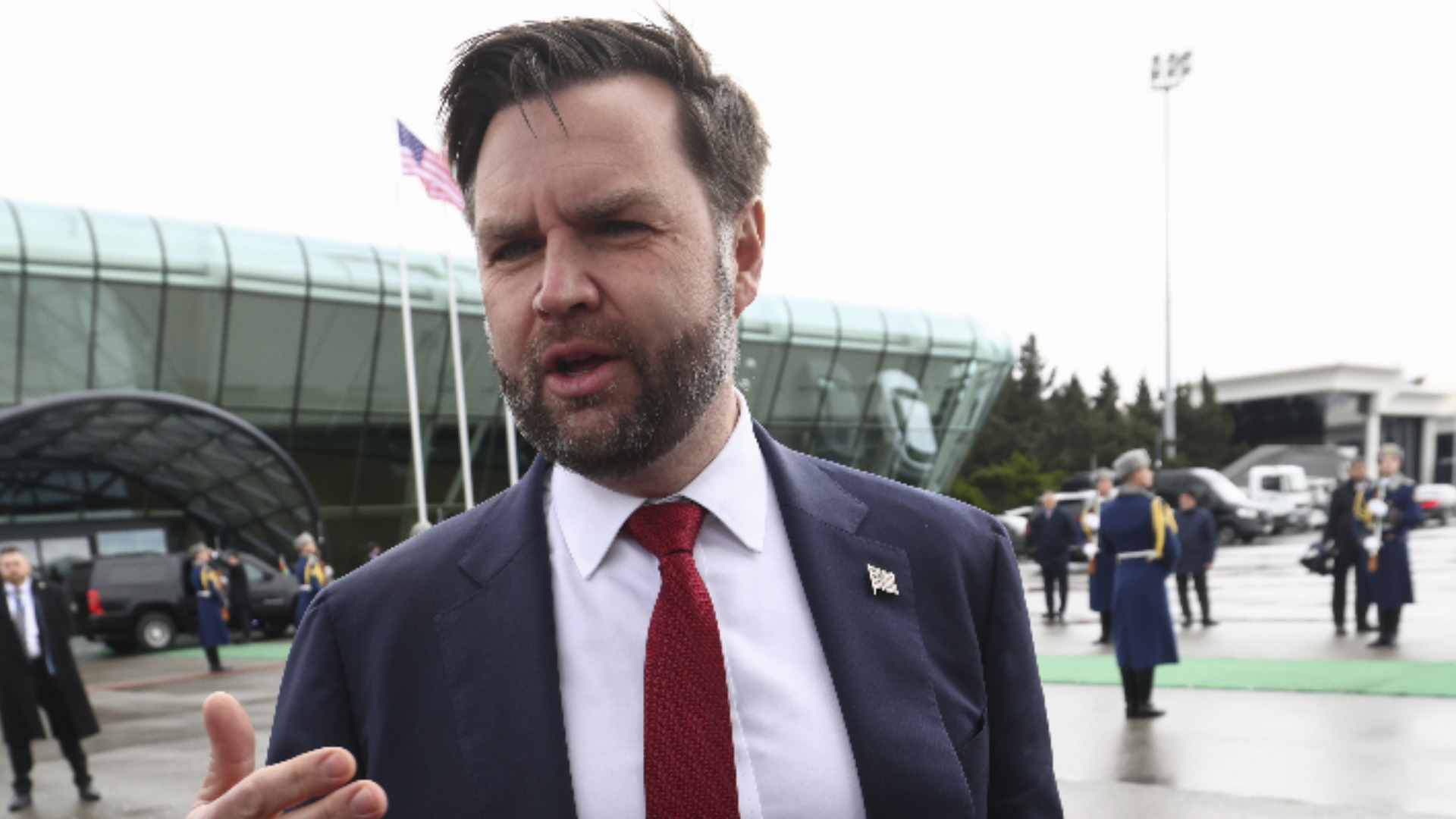 Джей Ди Ванс - примерът колко много САЩ спъват Украйна и променят света към лошо (ОБЗОР - ВИДЕО)