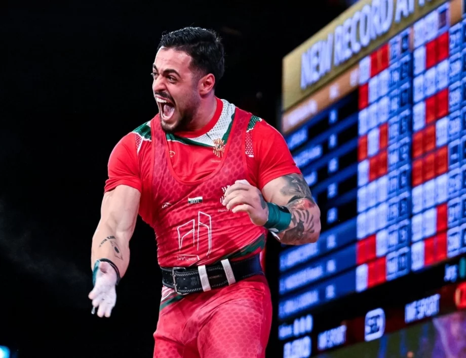 Почна се! Карлос Насар отказа конкурент дни преди Европейското по вдигане на тежести