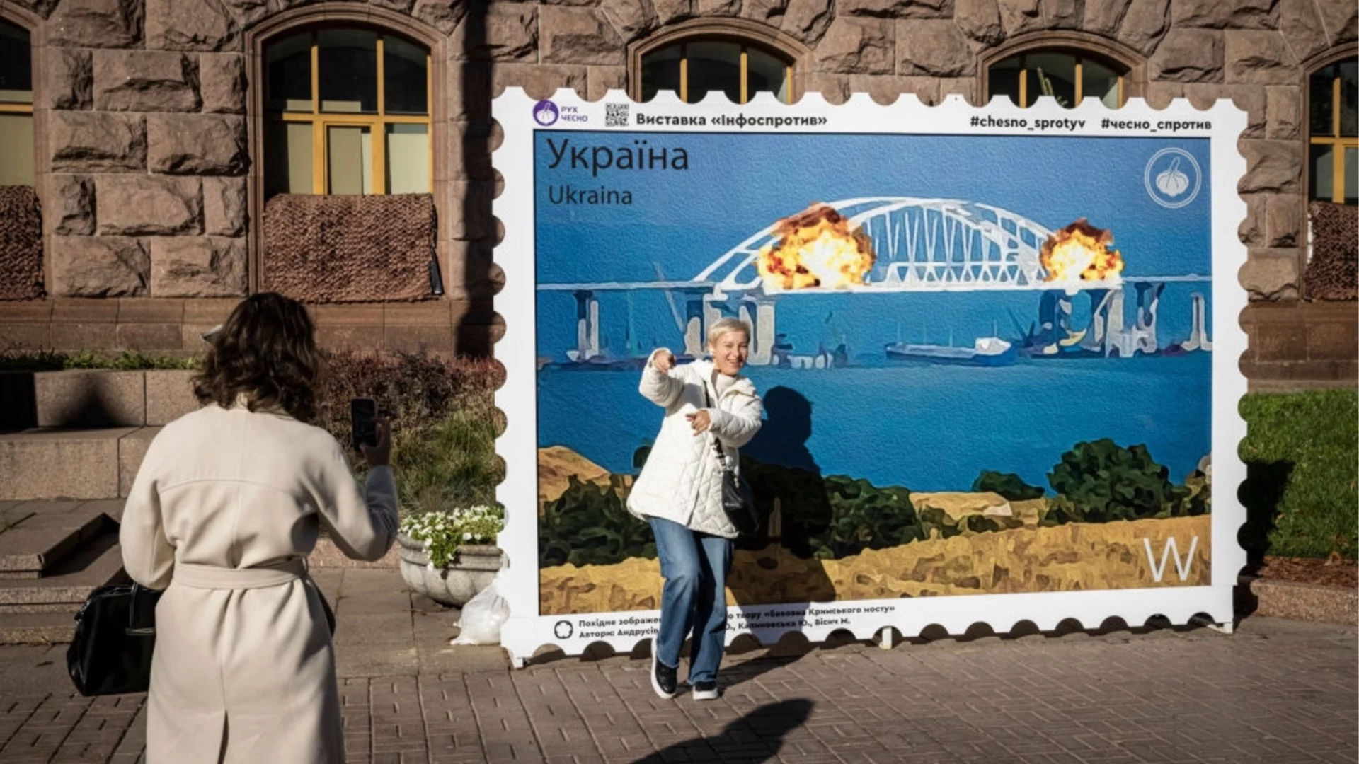 "В каменната ера сме": Украйна удря мощно, а руснаците не знаят - нямат интернет. Путин с нова "невъзможна" цел на фронта (ОБЗОР - ВИДЕО)