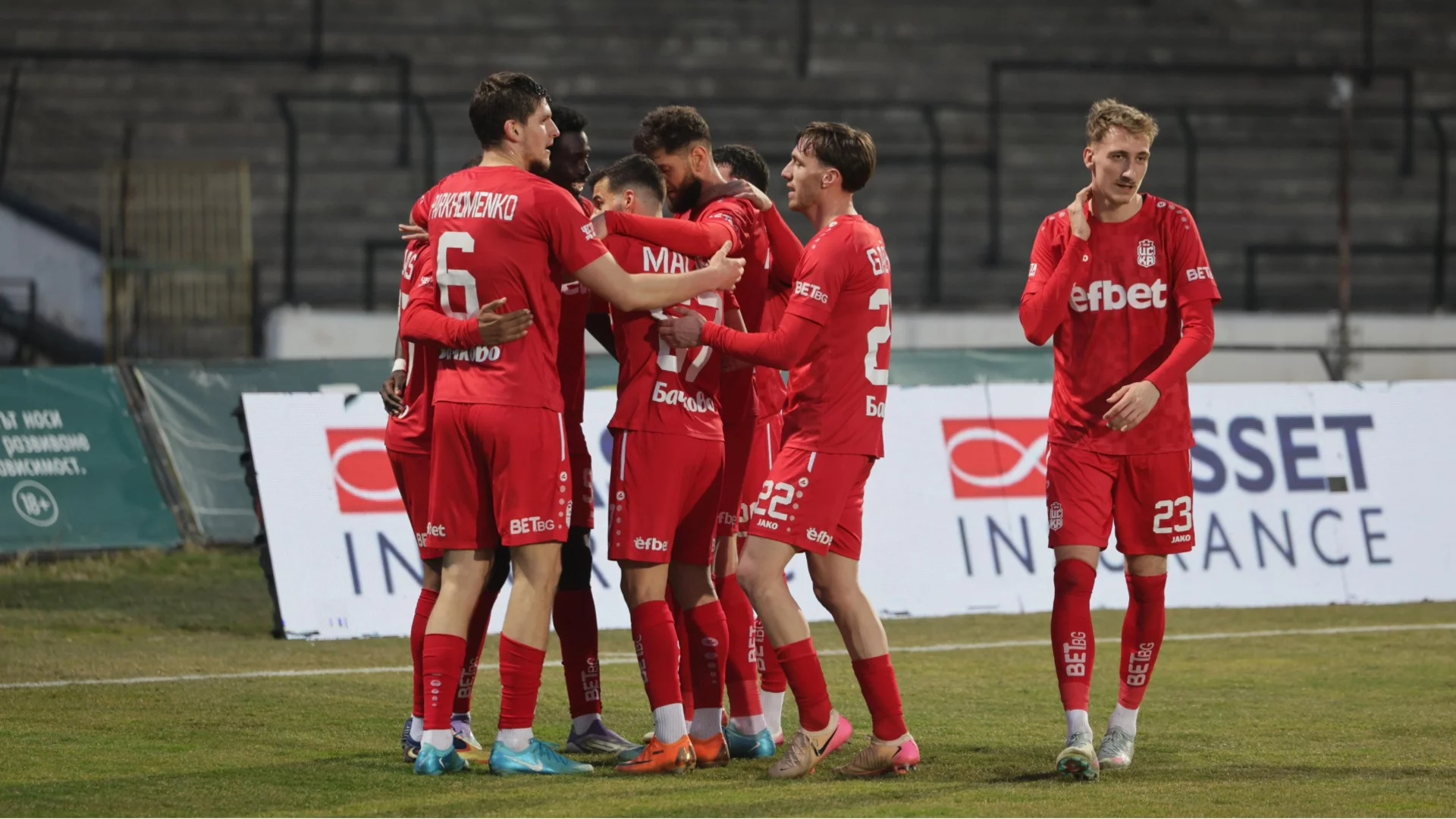 От ЦСКА 1948 заговориха за стимули от други отбори, треньорът на Ботев Враца не остана длъжен