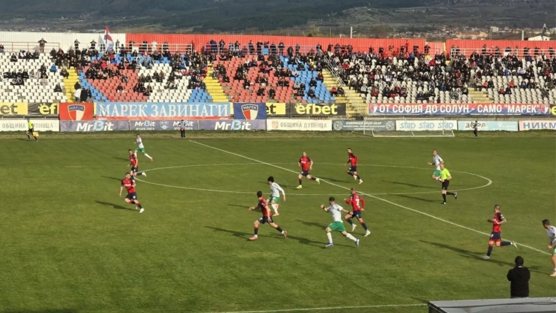 Миньор на Вуцов пак сгреши! Тим от дъното взе скалпа на отбор от челото и влезе в прекрасна серия