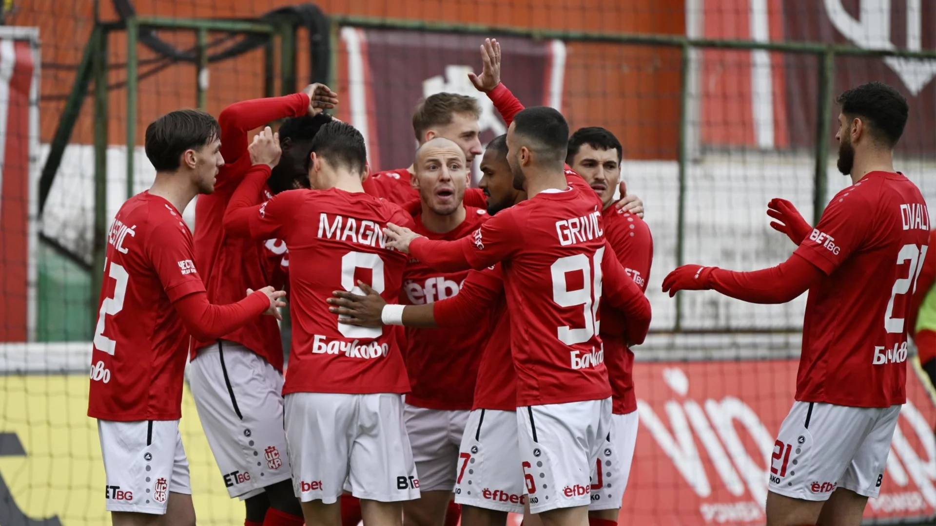 Червен картон помогна на ЦСКА 1948 да се върне в топ 3 на Първа лига