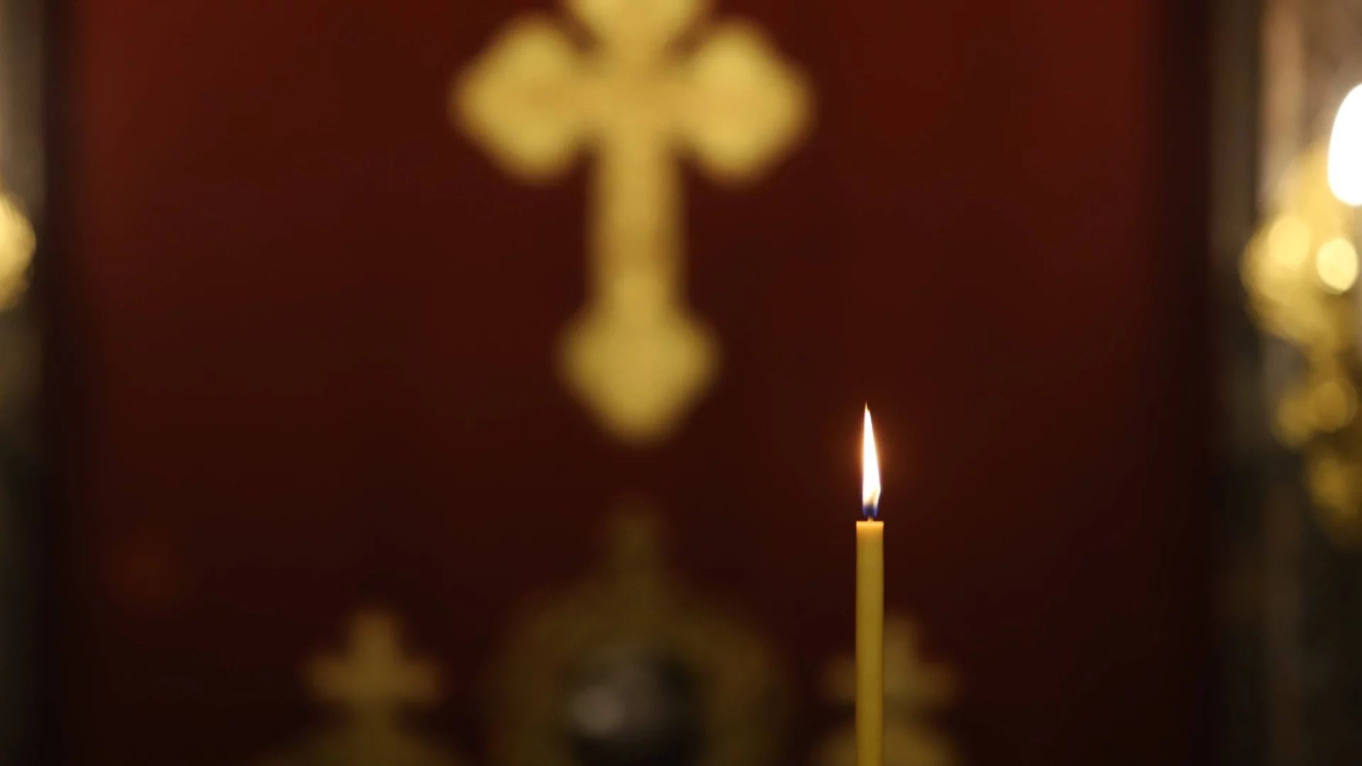 Чудо за християните: Вижте как дойде Благодатният огън (ВИДЕО)