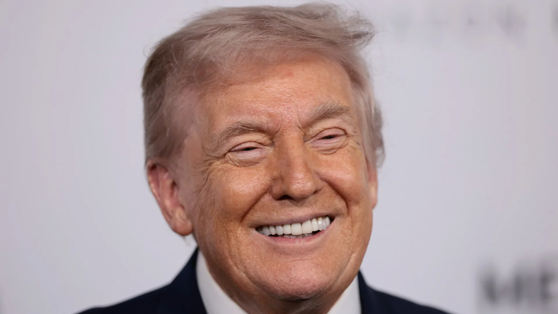 На старта на преговорите за мир с Иран: Тръмп обяви какво ще добро споразумение и увърта за Ормузкия проток (ВИДЕО)