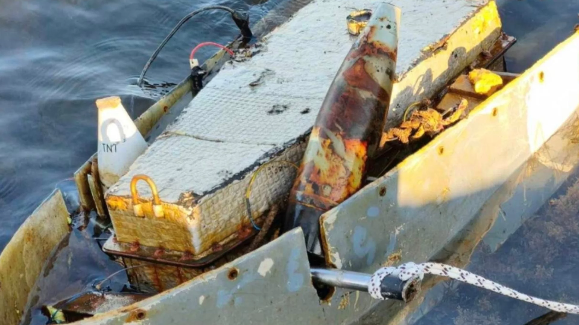 Четири снаряда от дрон са унищожени от българските ВМС при Синеморец (СНИМКИ)