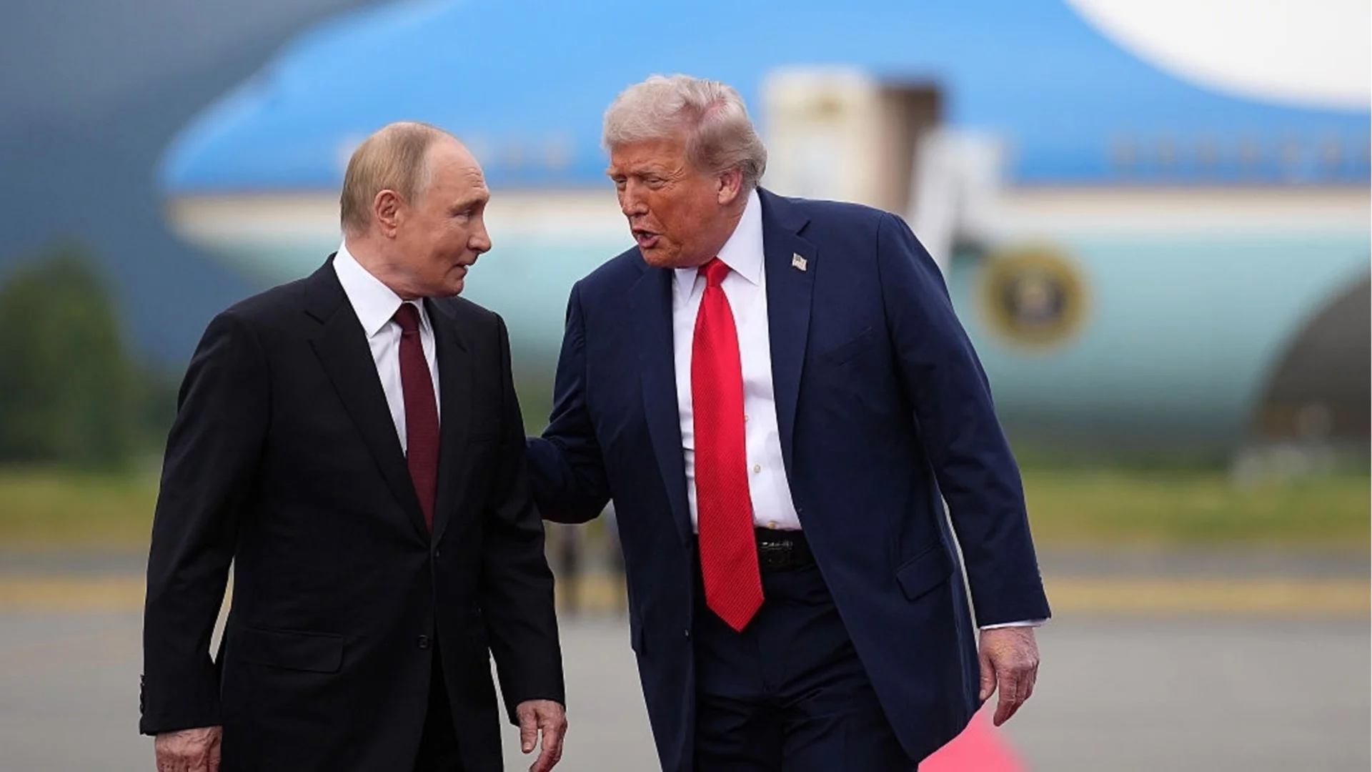 Новият световен ред на Тръмп и Путин: Какво представлява "невидимата" война, която вече започна?