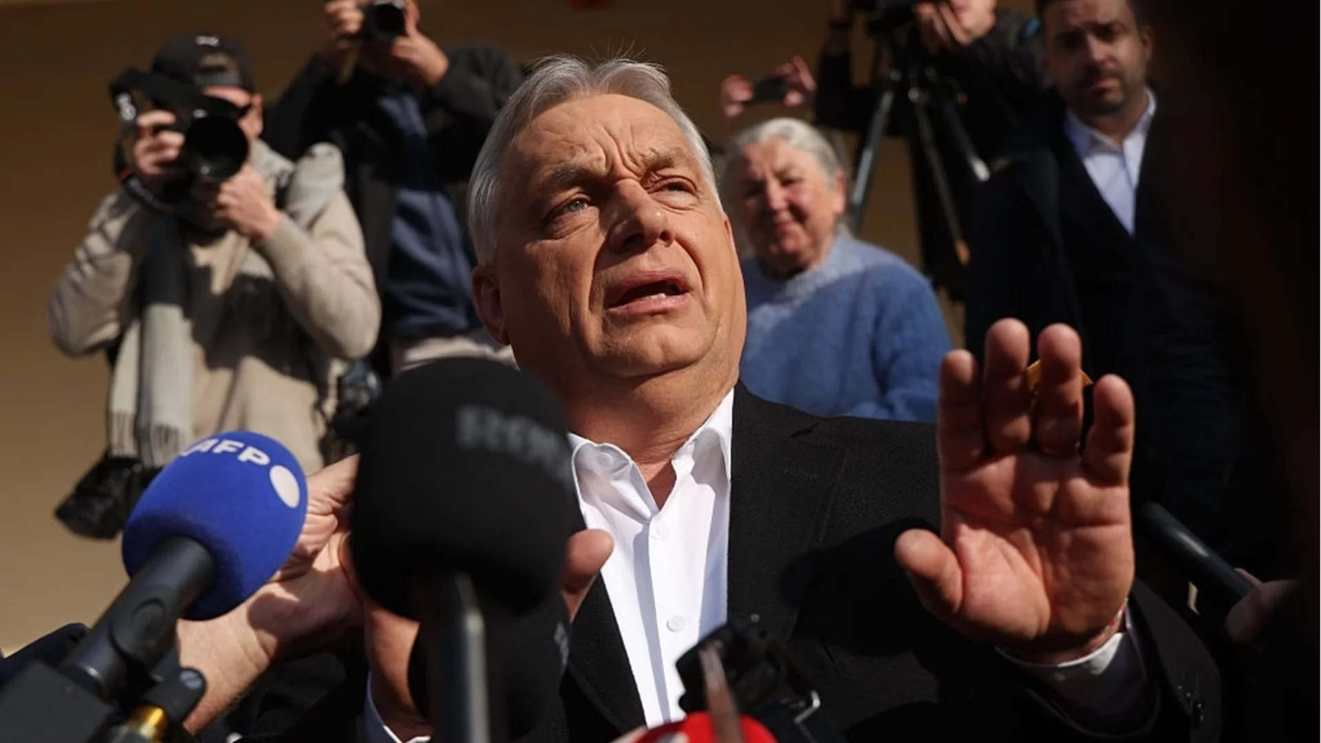 "Стоп на модела "Орбан": Унгария се връща там, където принадлежи