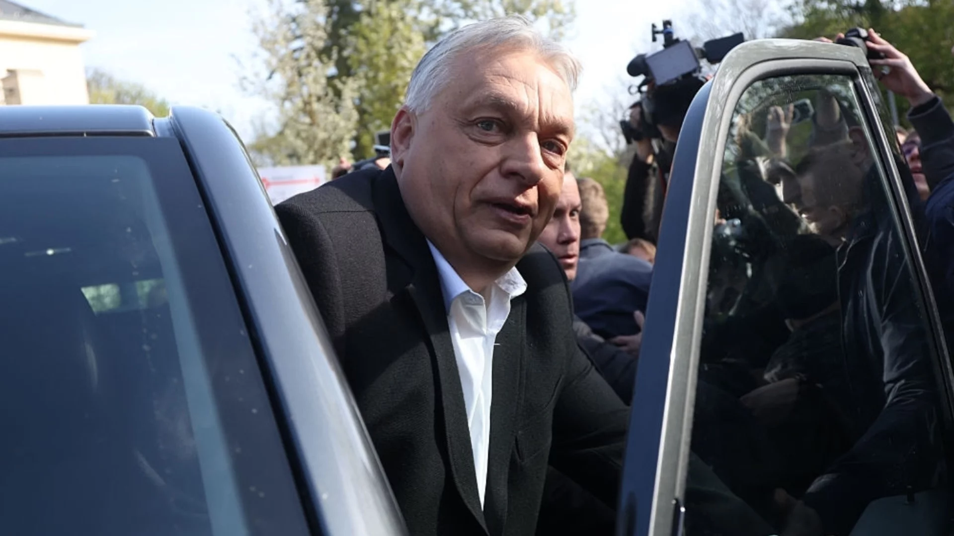 "Стоп на модела "Орбан": Унгария се връща там, където принадлежи