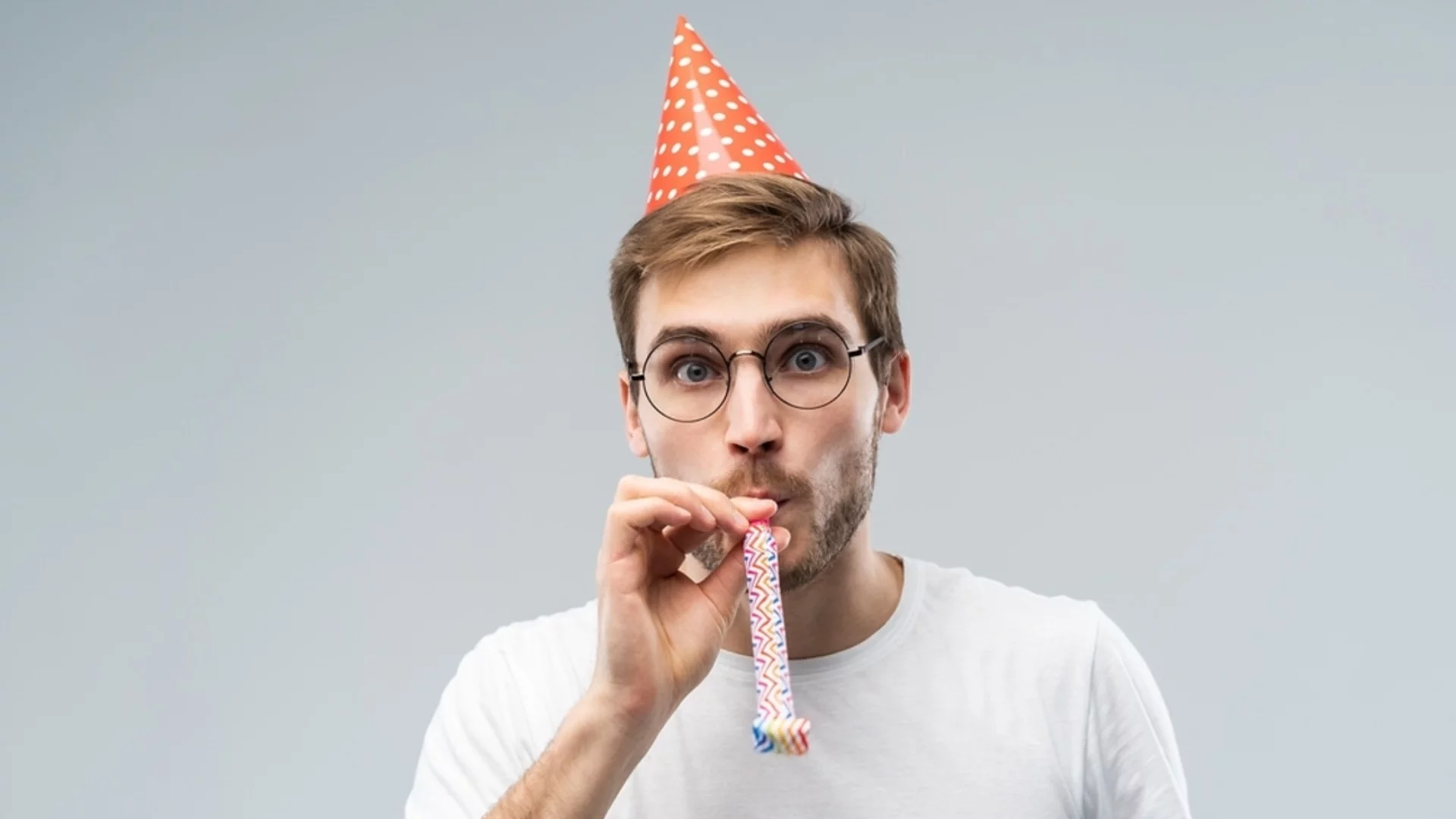 Кой има имен ден днес, 14 април 2026 г. Честито! 