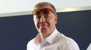 Заклет "червен" се обърна срещу ЦСКА в последния момент - Левски му харесва повече