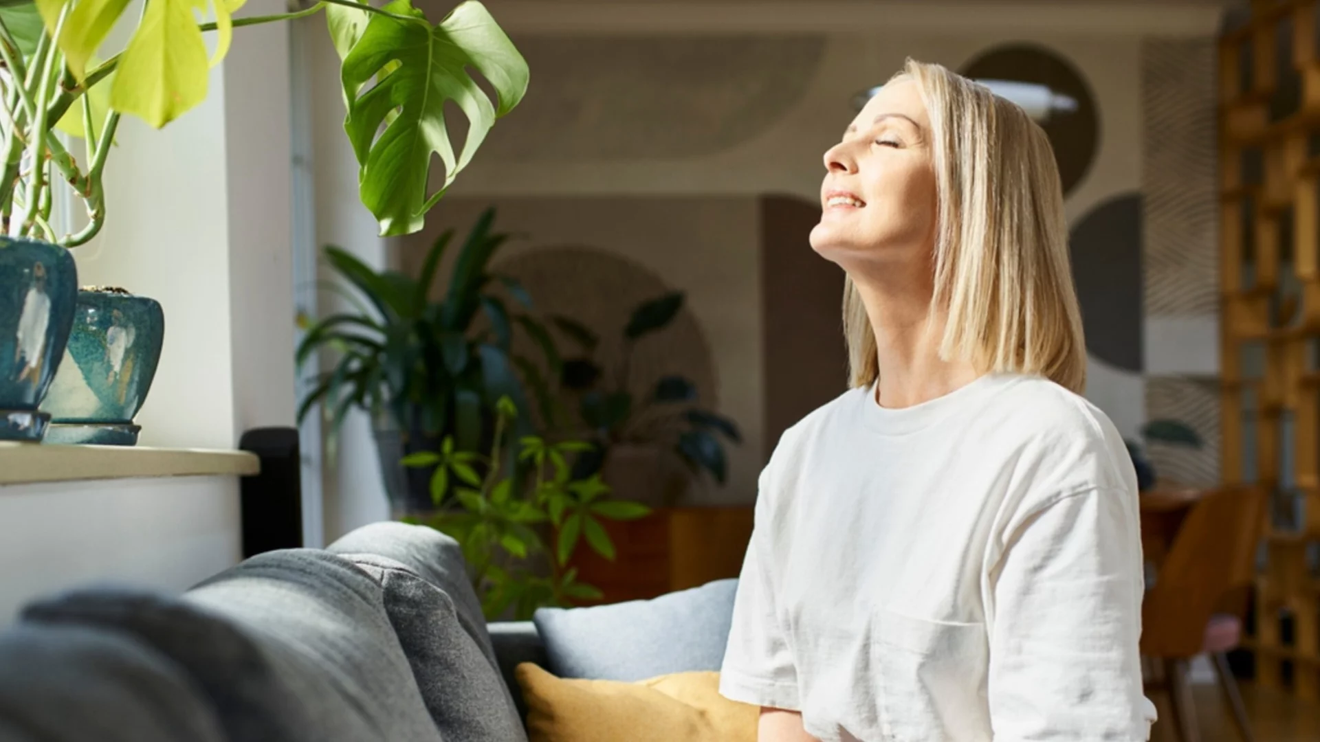 Край на хаоса: 4 зодии влизат в своя златен период до края на април 2026