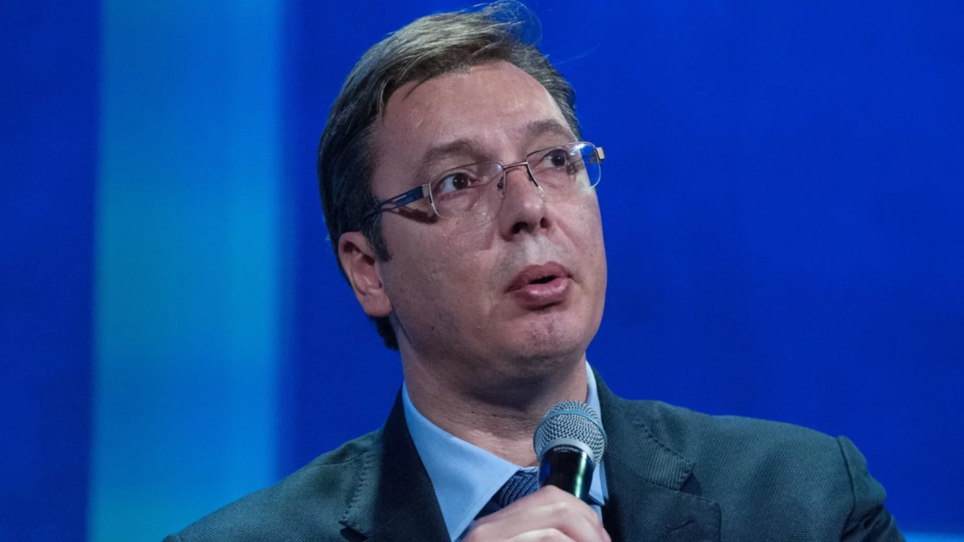 "Казармите ще са като нови фабрики": Вучич връща военната служба от догодина 