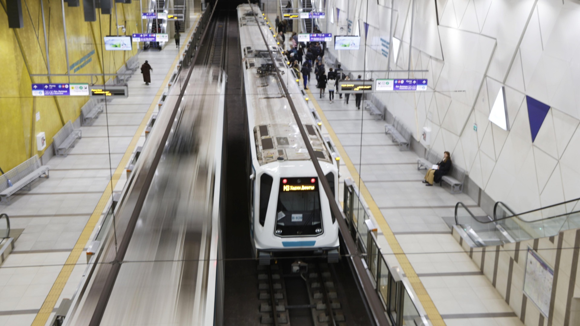 Терзиев обяви кога тръгва метрото през 