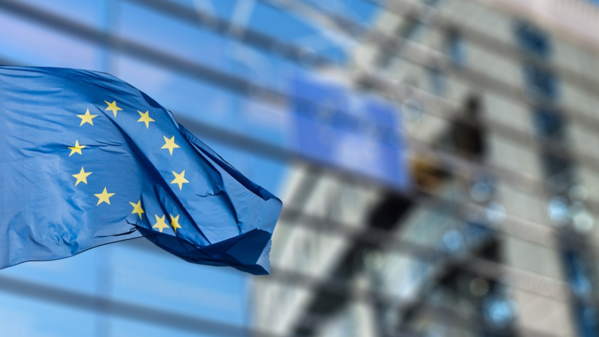 Завръщането на блудните синове: ЕС като спасителен пояс за Унгария и Великобритания