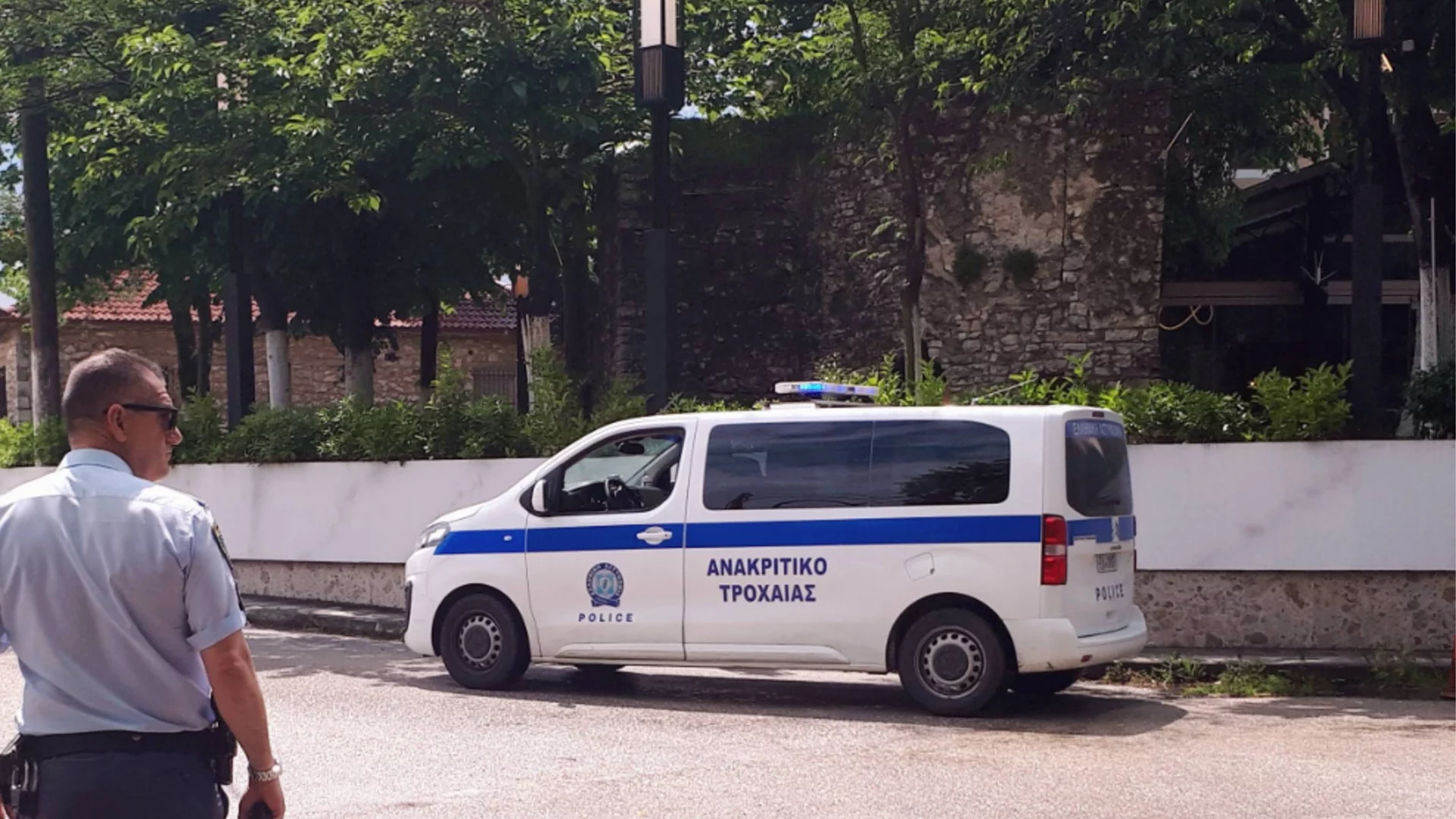 Мистерия на остров Кефалония: Жена бе открита мъртва на централния площад