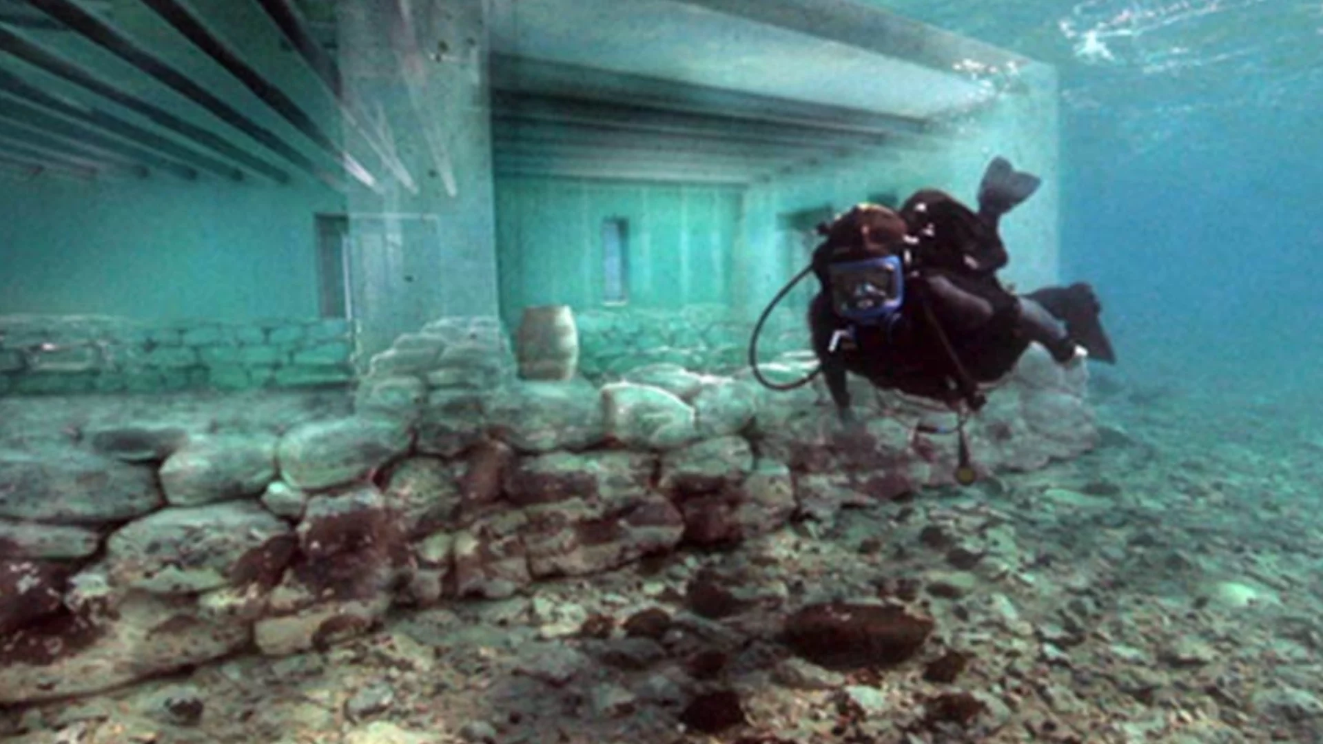 Археолози откриха потопен град в Турция, който ги изненада