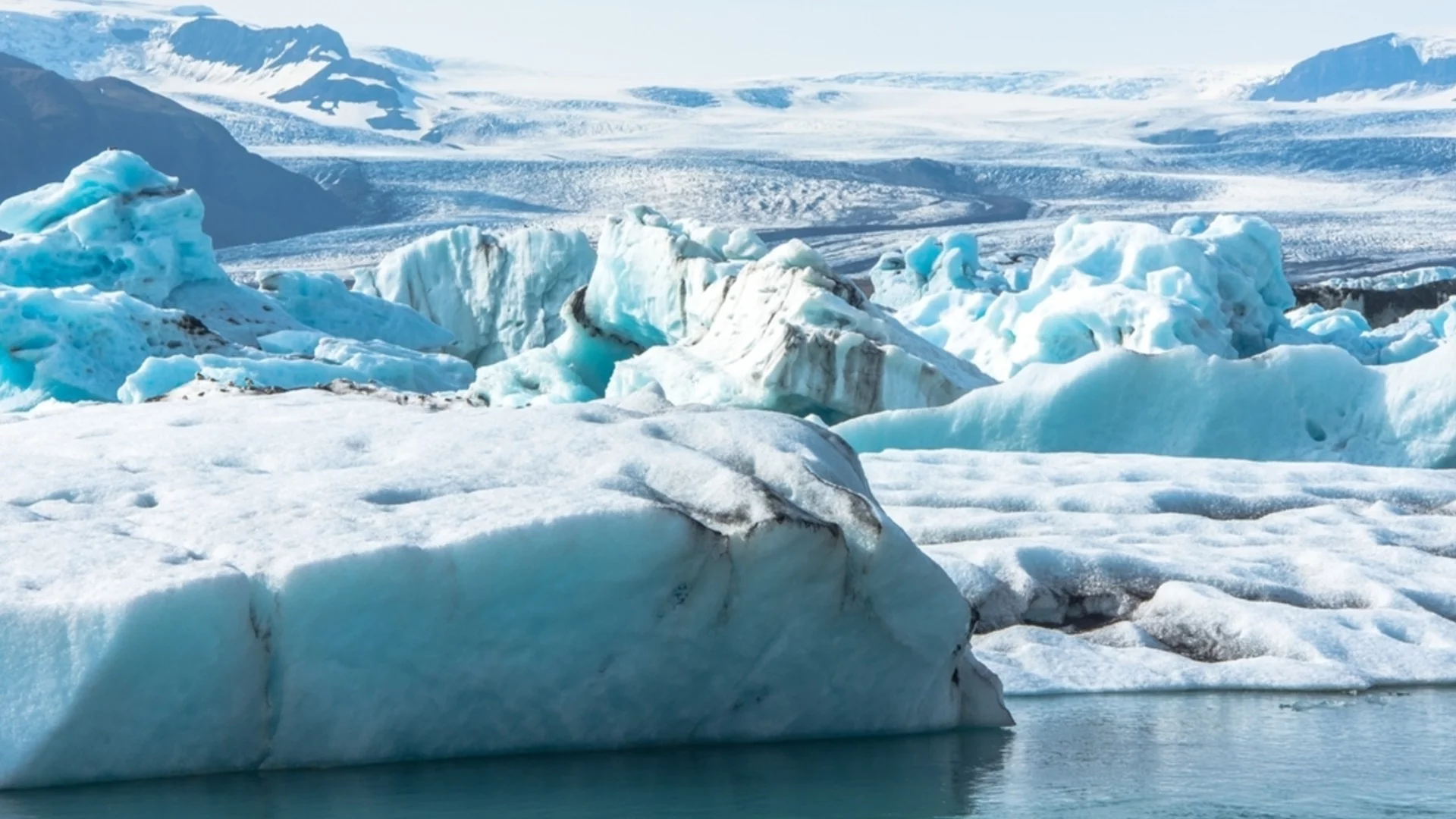 Откриха нов остров в "опасната зона" на Антарктида: Какво се знае за него