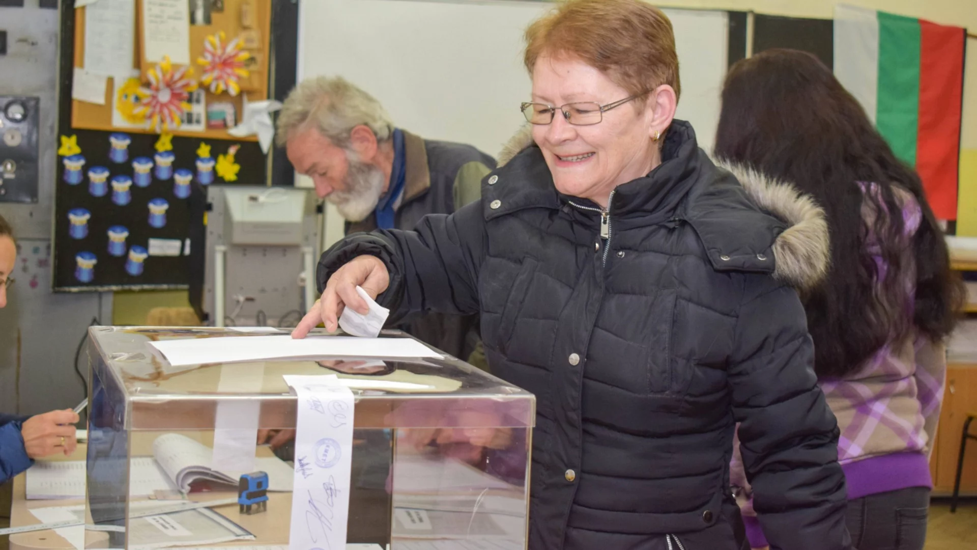 Схемите за "инвалидизиране" на бюлетината: Как всеки може да повиши честността на изборите? (СНИМКИ)