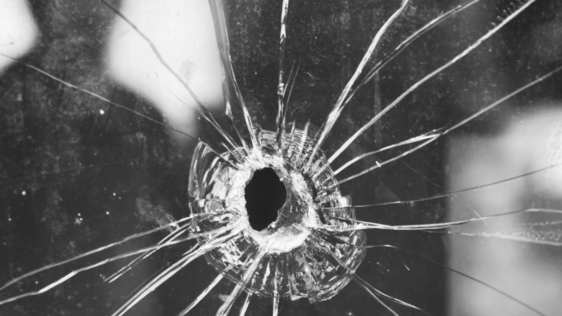 Момче откри стрелба в турско училище (ВИДЕО)