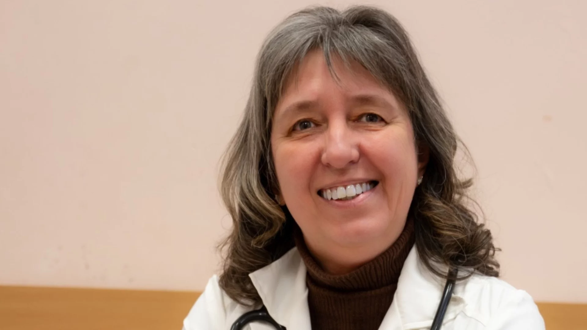 Общопрактикуващите лекари като стълб: Идеите за работещо здравеопазване на д-р Веселина Петелова, кандидат за депутат от "Прогресивна България"