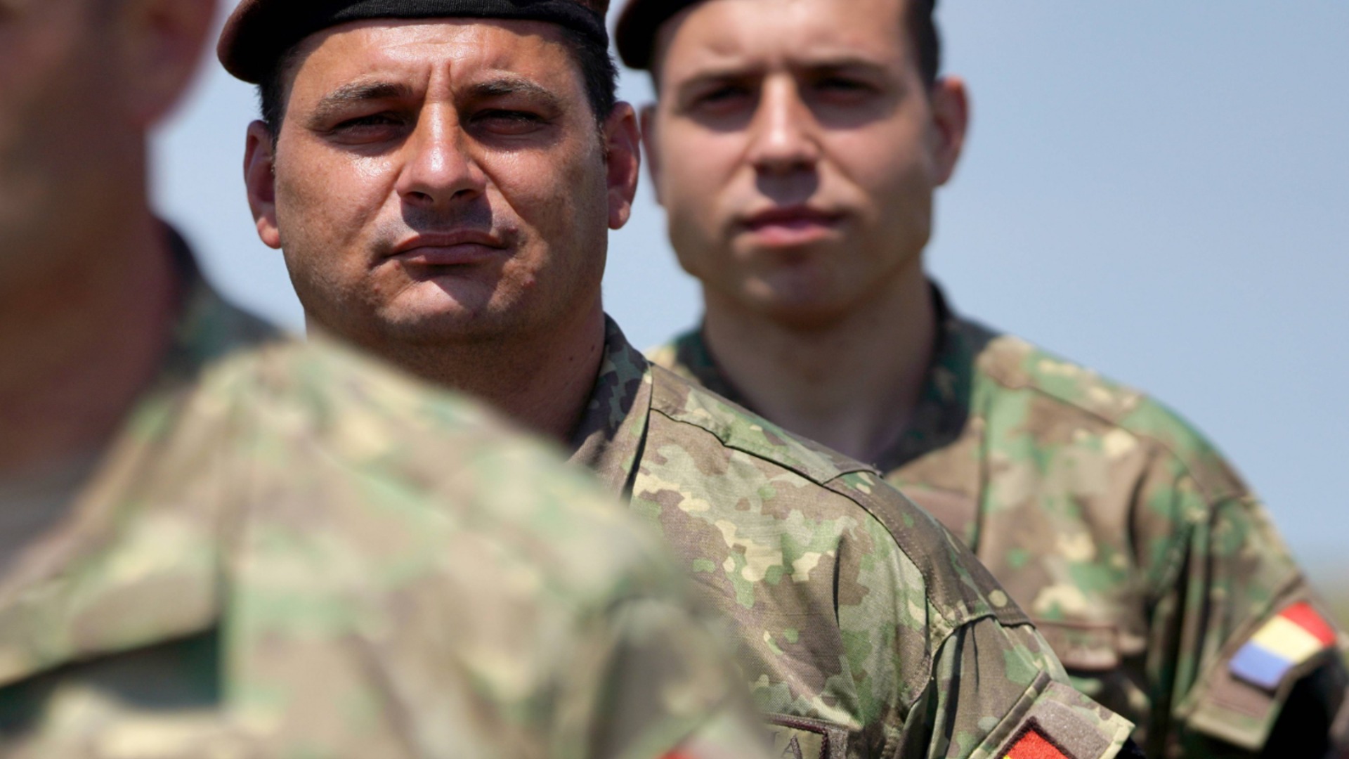 Разкрити ли са тайните на Румъния: Руските хакери са ударили военното й министерство