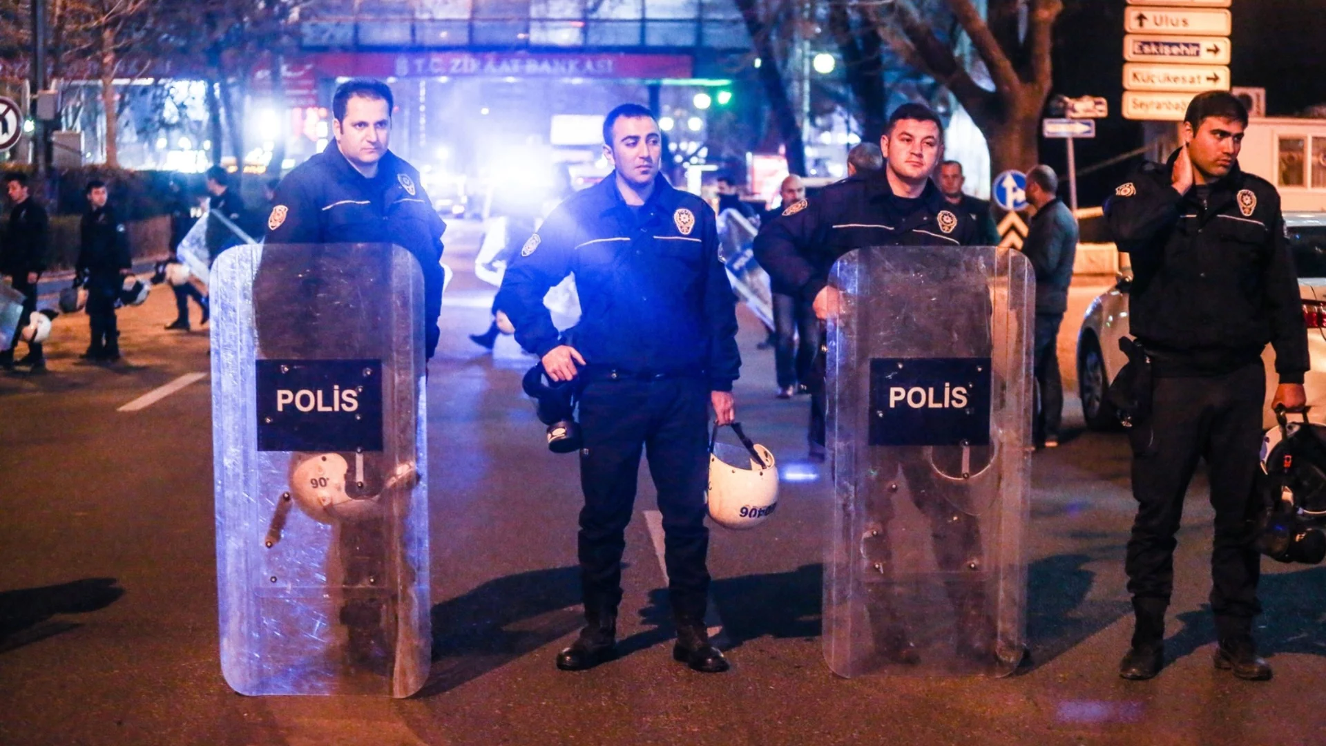 След стрелба в училище в Турция: Арест и отстранени от длъжност