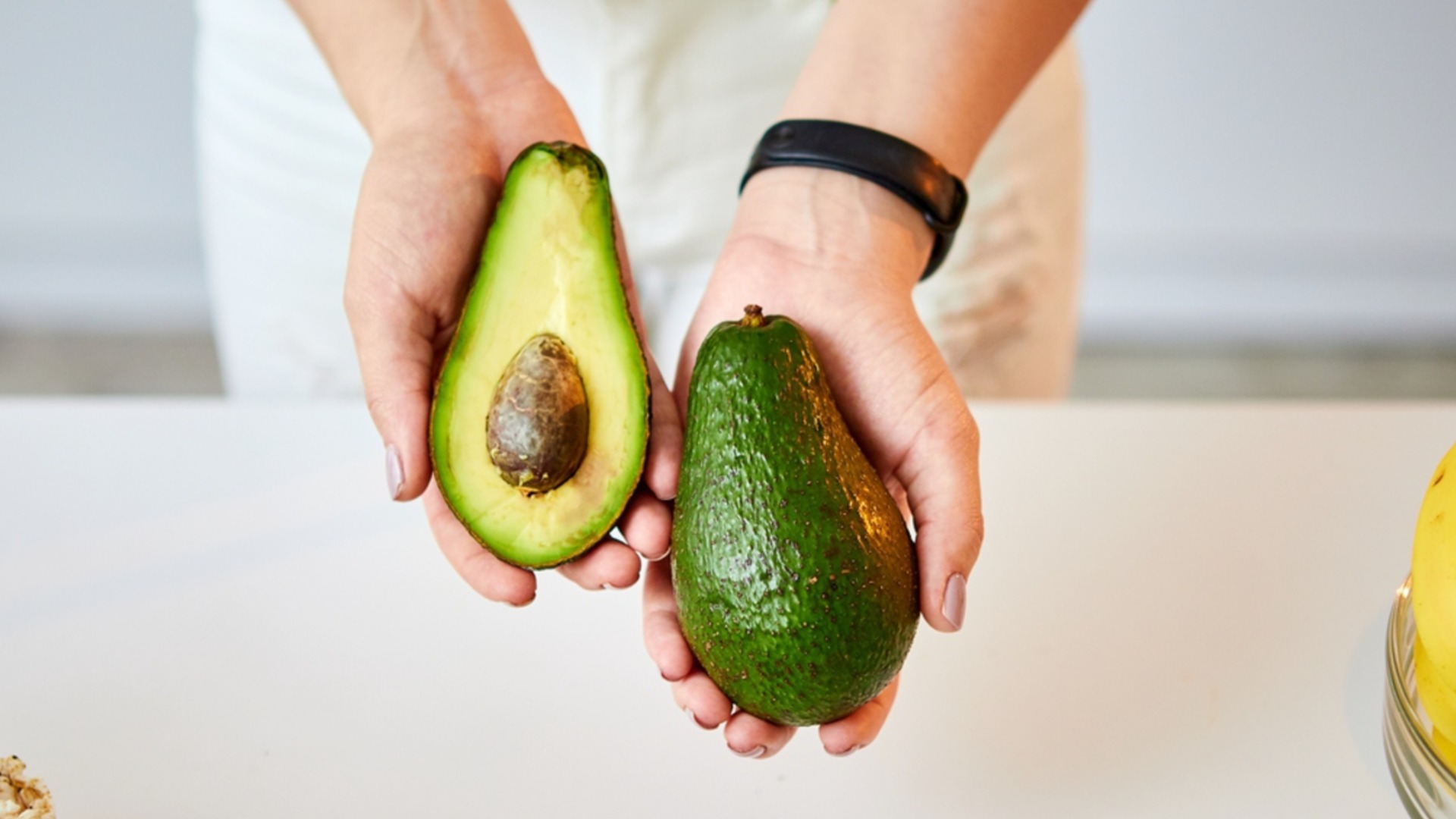 Как да отгледате авокадо от костилка