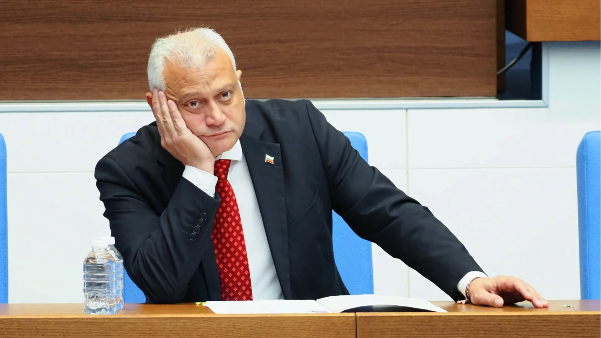 "Разликата е от Луната до Земята": Дечев обясни за пътуването до Гърция с Теодора Георгиева