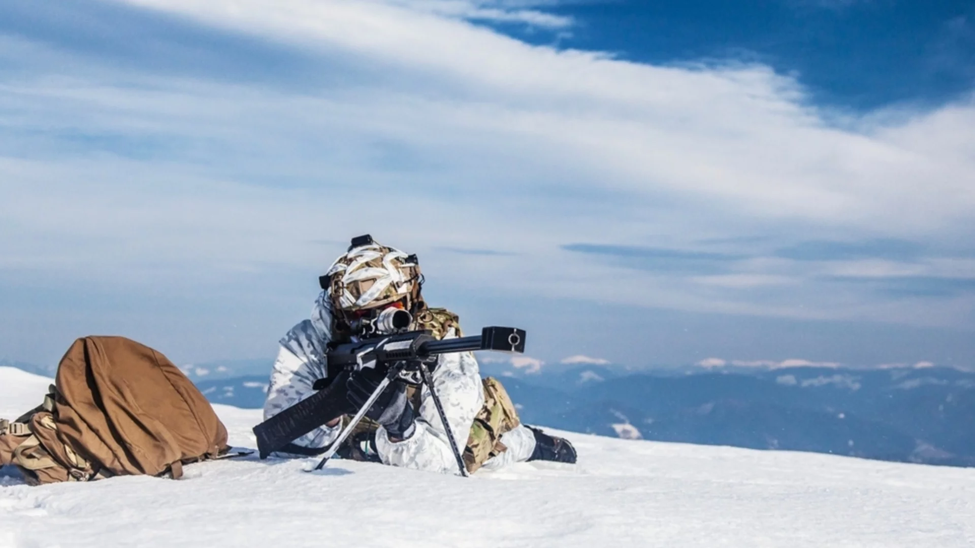 Учени откриха забравен ядрен бункер под леда на Северна Гренландия
