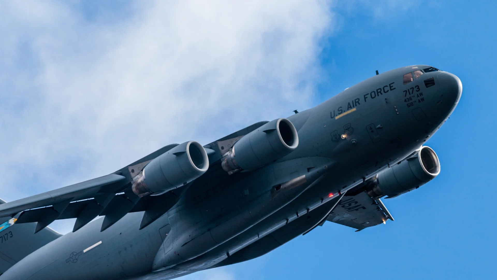 След София: Американски военни самолети ще има и във Варна